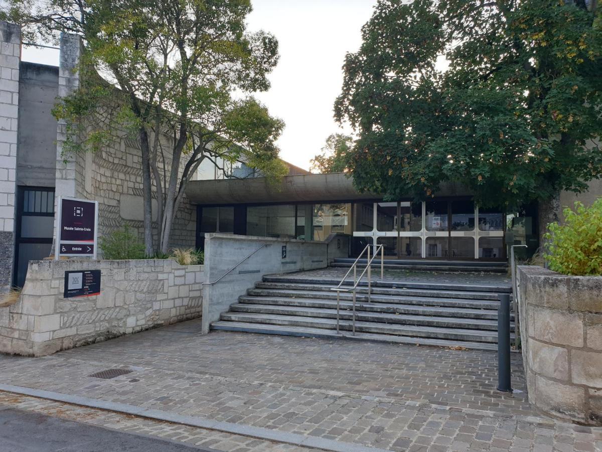Studio Simplicien *Cosy* plein centre ville de Poitiers *TV* Wifi *Café* Exterior foto