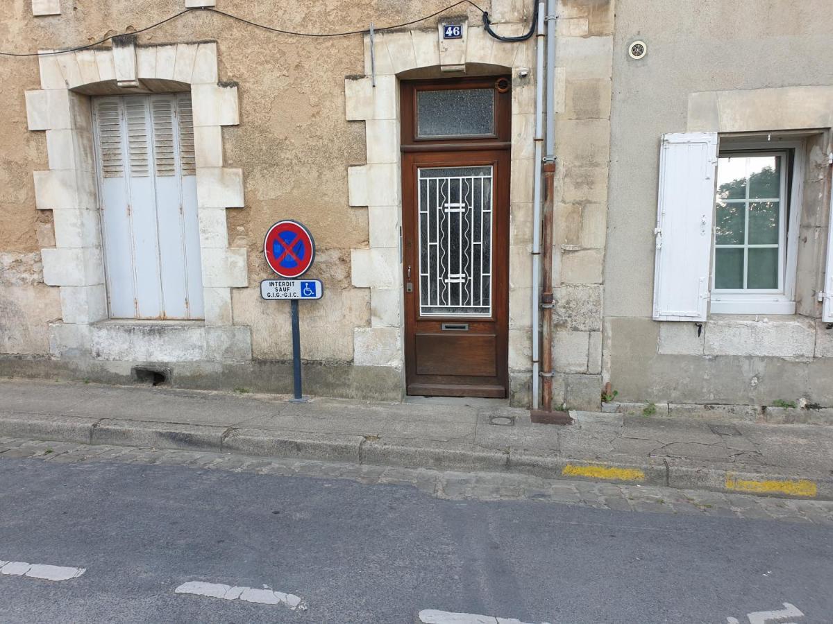 Studio Simplicien *Cosy* plein centre ville de Poitiers *TV* Wifi *Café* Exterior foto